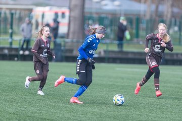 Bild 200 - wBJ Turnier HSV - St. Pauli - B.Moenchengladbach - Alst.Langenhorn